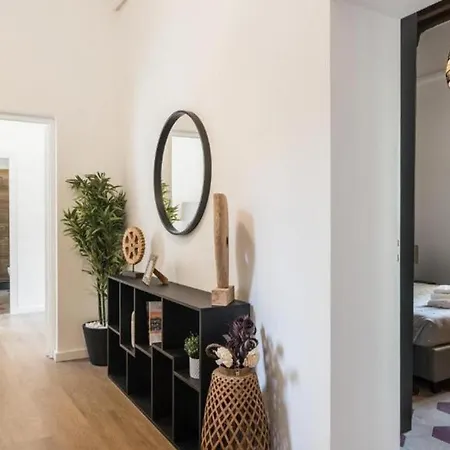 6bdr Stylish In The Lovely Rome- If You Want To Book, Please Contact On Wh-ats-app - 0034-635-518-216 !!!! Apartment *